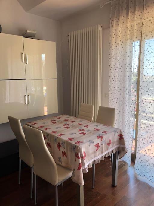 Al 37 Vista Mare E Colline Apartment ฟีนาเลลีกูเร ภายนอก รูปภาพ