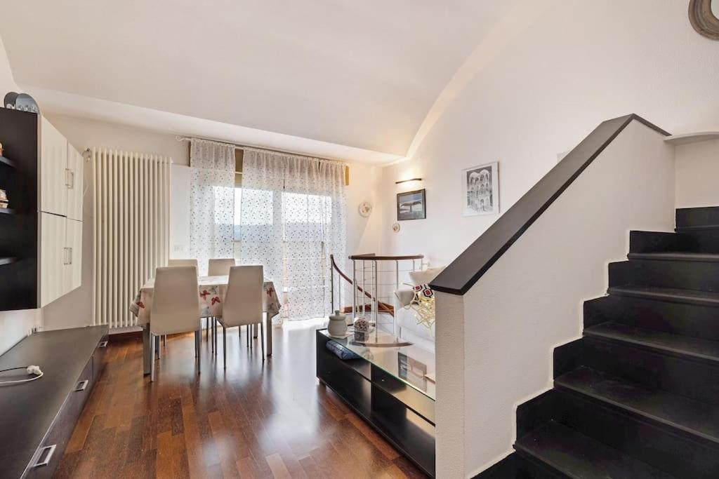 Al 37 Vista Mare E Colline Apartment ฟีนาเลลีกูเร ภายนอก รูปภาพ